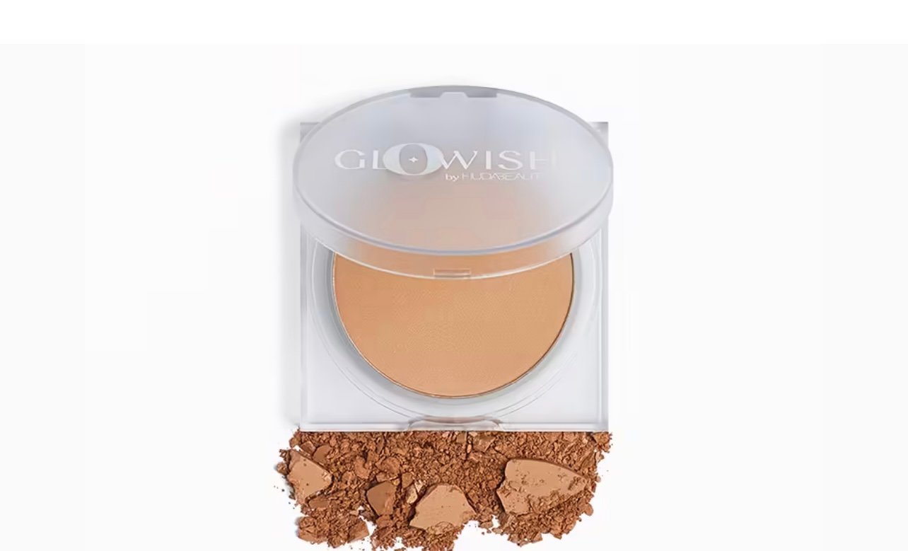 GloWish Luminous Pressed Powder